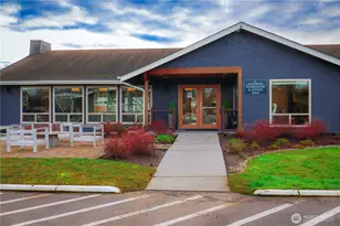 5900 64th St NE, Marysville, WA 98270 - Photo 19