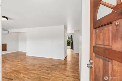 1021 Lombard Avenue, Everett, WA 98201 - Photo 5