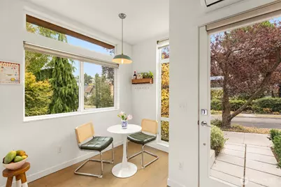 1829 11 Avenue W #D, Seattle, WA 98119 - Photo 3