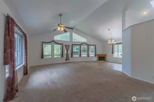 216 S 3rd St W, Chewelah, WA 99109 - Photo 13