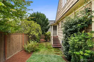 9917 NE 190th St, Bothell, WA 98011 - Photo 19