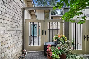 6530 NE 171st Pl, Kenmore, WA 98028 - Photo 5