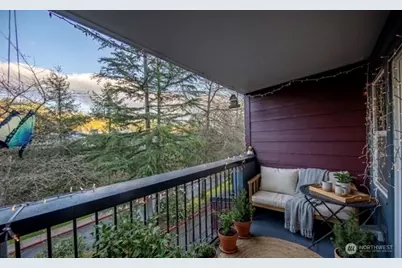 15917 Waynita Way NE #E206, Bothell, WA 98011 - Photo 17