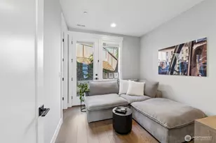 7504 S 129th Pl, Seattle, WA 98178 - Photo 5