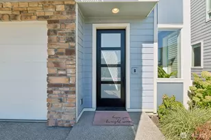 7504 S 129th Pl, Seattle, WA 98178 - Photo 3
