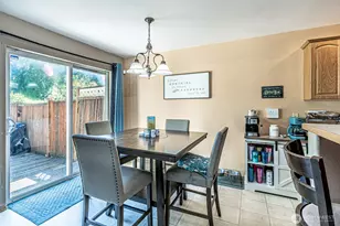 10710 185th Ave E, Bonney Lake, WA 98391 - Photo 9