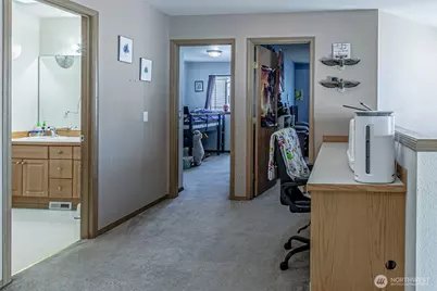 10710 185th Avenue E, Bonney Lake, WA 98391 - Photo 17