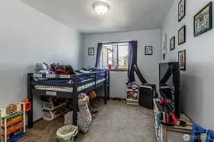 10710 185th Ave E, Bonney Lake, WA 98391 - Photo 23