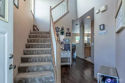 10710 185th Avenue E, Bonney Lake, WA 98391 - Photo 3