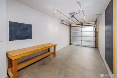 2112 N 46th Street, Seattle, WA 98103 - Photo 33