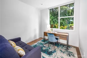 2112 N 46th St, Seattle, WA 98103 - Photo 25