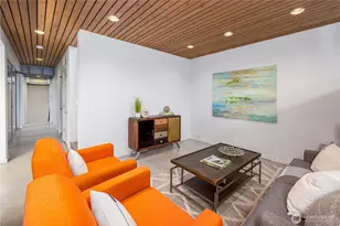 2112 N 46th St, Seattle, WA 98103 - Photo 13
