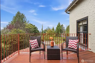 12221 8th Avenue NW, Seattle, WA 98177 - Photo 15