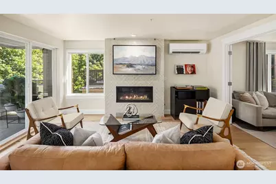 2334 Thorndyke Avenue W #301, Seattle, WA 98199 - Photo 3