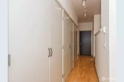 720 Queen Anne Avenue N #401, Seattle, WA 98109 - Photo 7
