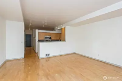 720 Queen Anne Avenue N #401, Seattle, WA 98109 - Photo 5