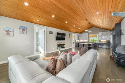 750 Lakeshore Drive, Manson, WA 98831 - Photo 15