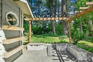 6311 216th St SE, Woodinville, WA 98072 - Photo 23