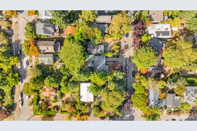 5711 38th Avenue NE, Seattle, WA 98105 - Photo 35