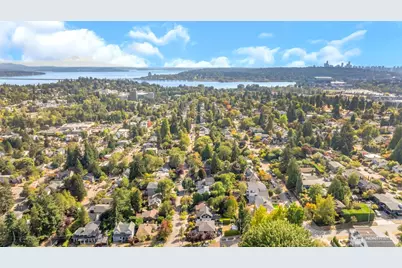 5711 38th Avenue NE, Seattle, WA 98105 - Photo 33