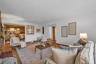 5711 38th Ave NE, Seattle, WA 98105 - Photo 9