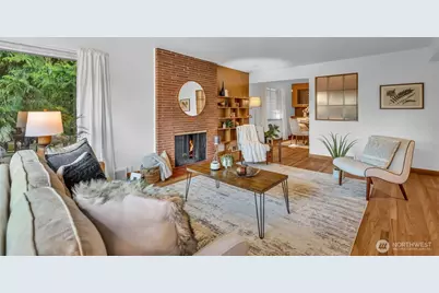 5711 38th Avenue NE, Seattle, WA 98105 - Photo 3