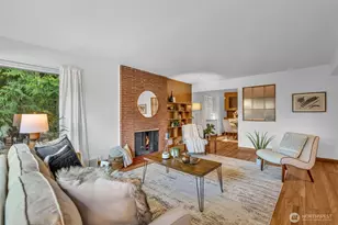 5711 38th Ave NE, Seattle, WA 98105 - Photo 3