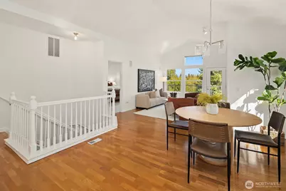 5299 164th Avenue SE #6-2, Bellevue, WA 98006 - Photo 3