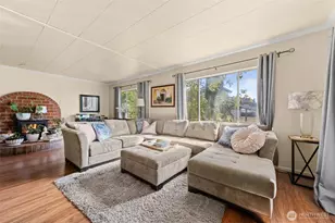 2419 Jahn Ave NW, Gig Harbor, WA 98335 - Photo 3