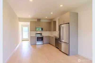 2513 13th Avenue S #E, Seattle, WA 98144 - Photo 3