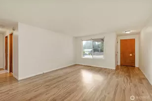 760 NW Firglade Dr, Bremerton, WA 98311 - Photo 5