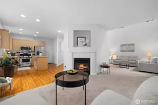 22526 SE 12th Pl, Sammamish, WA 98075 - Photo 11
