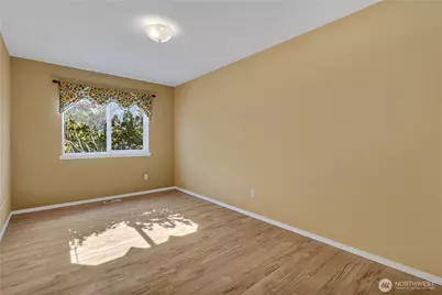756 Oakhurst Drive, Pacific, WA 98047 - Photo 25