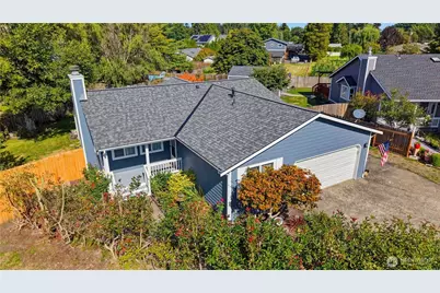 756 Oakhurst Drive, Pacific, WA 98047 - Photo 1