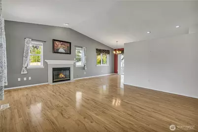 756 Oakhurst Drive, Pacific, WA 98047 - Photo 5