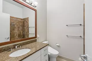 900 Lenora St, Seattle, WA 98121 - Photo 21