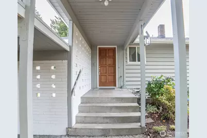 17220 129th Avenue SE, Renton, WA 98058 - Photo 9