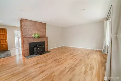 17220 129th Avenue SE, Renton, WA 98058 - Photo 17