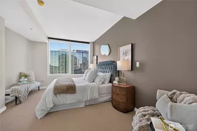 500 106th Avenue NE #2103, Bellevue, WA 98004 - Photo 11