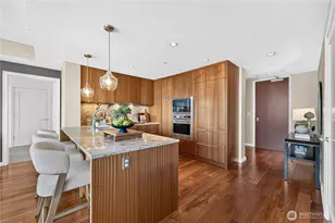 500 106th Ave NE, Bellevue, WA 98004 - Photo 7