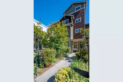 12534 15th Avenue NE #36, Seattle, WA 98125 - Photo 3