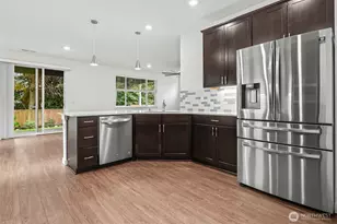 11526 SE 238th St, Kent, WA 98031 - Photo 9