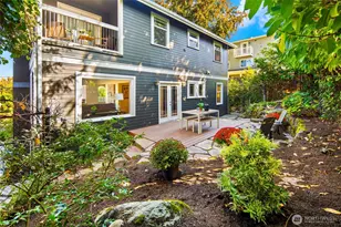 3205 E Pine St, Seattle, WA 98122 - Photo 9