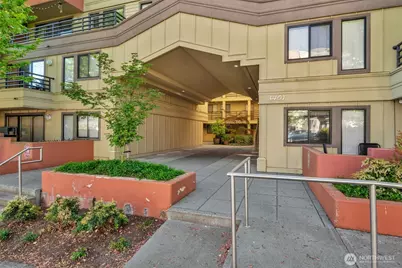 3401 Wallingford Avenue N #210, Seattle, WA 98103 - Photo 1