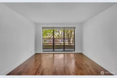 3401 Wallingford Avenue N #210, Seattle, WA 98103 - Photo 11