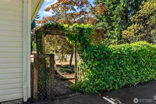 10939 Branch Pl SE, Port Orchard, WA 98367 - Photo 31
