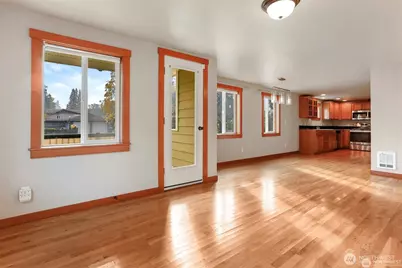 900 SW Elmgrove Street, Seattle, WA 98106 - Photo 5