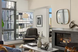 820 Blanchard St, Seattle, WA 98121 - Photo 7