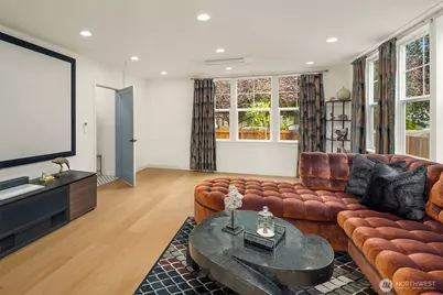 3639 34th Avenue W, Seattle, WA 98199 - Photo 5