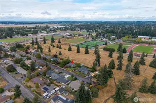 921 129th St S, Tacoma, WA 98444 - Photo 37